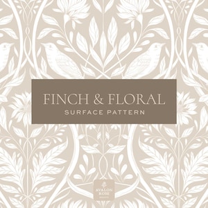 Puede incluir: Patrón de superficie beige y blanco con un diseño repetido de pájaros, flores y follaje. El texto "FINCH & FLORAL SURFACE PATTERN" se muestra en un rectángulo marrón. El diseño tiene una estética vintage y botánica.