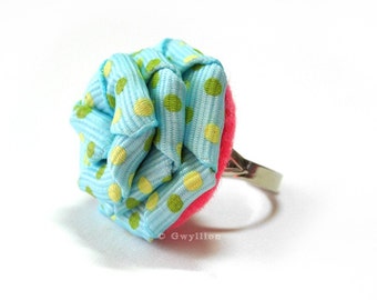 Lt. Blue Polka Dot Rose Ring