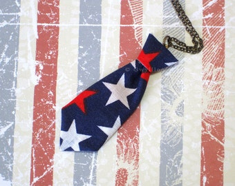 Unisex Mini Tie Star Necklace