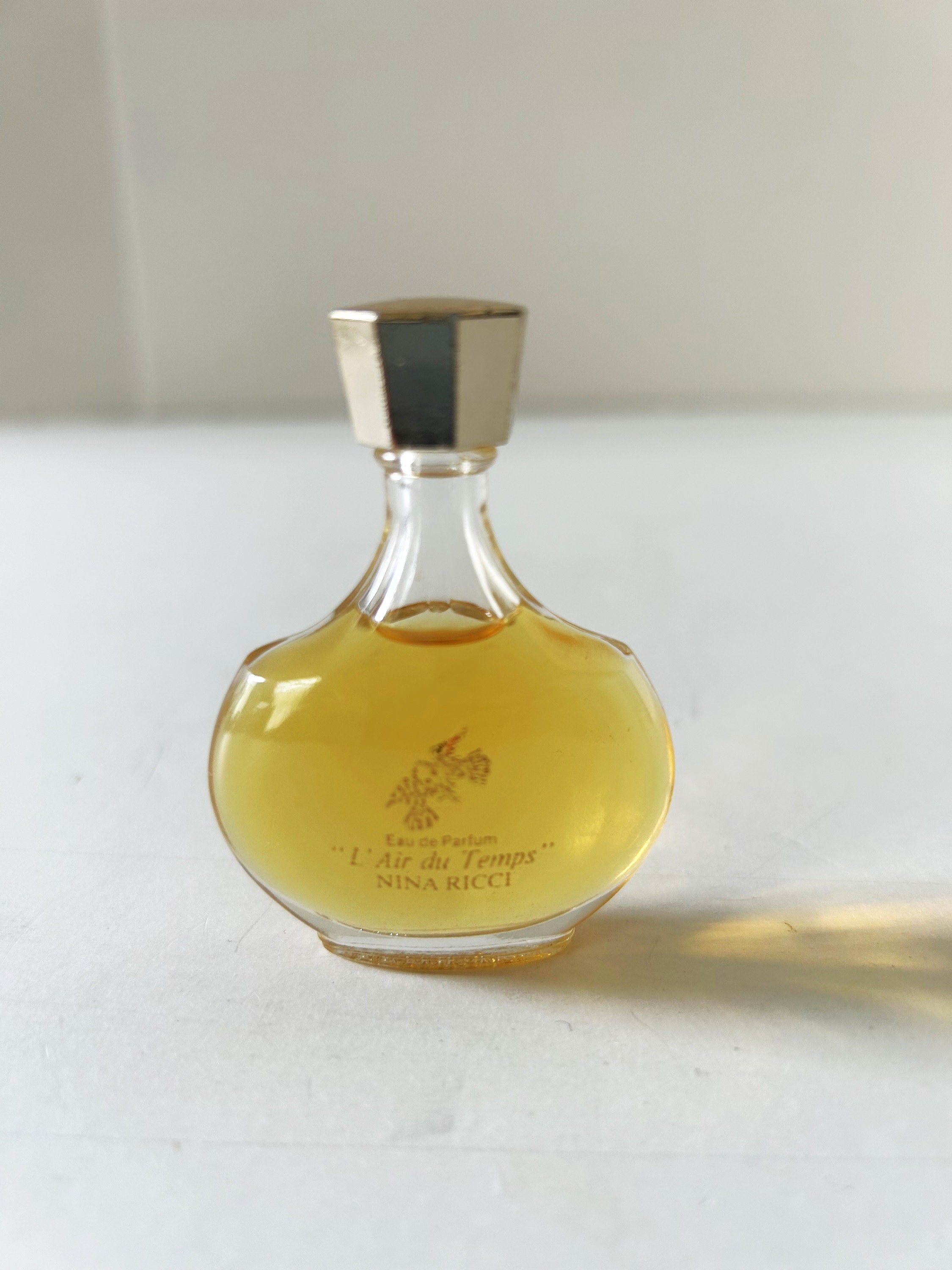 ヴィンテージNINA RICCI ペンダント型香水 イエロー ヴィンテージNINA