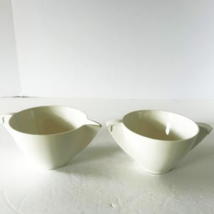 Vintage Melmac Mallo-Ware Elfenbein Milchkännchen und Zucker