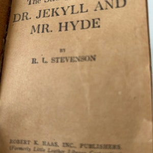 Vintage Antique Little Luxart library Dr. Jekyll and Mr Hyde Book R. L. Stevenson 1926 image 3