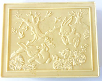 Vintage Thumper Plastic Box