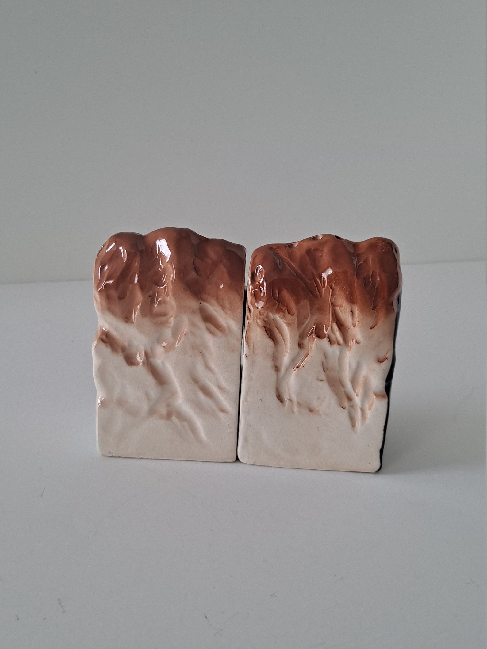 Vintage Souvenir Niagara Falls Salt and Pepper Shakers Etsy