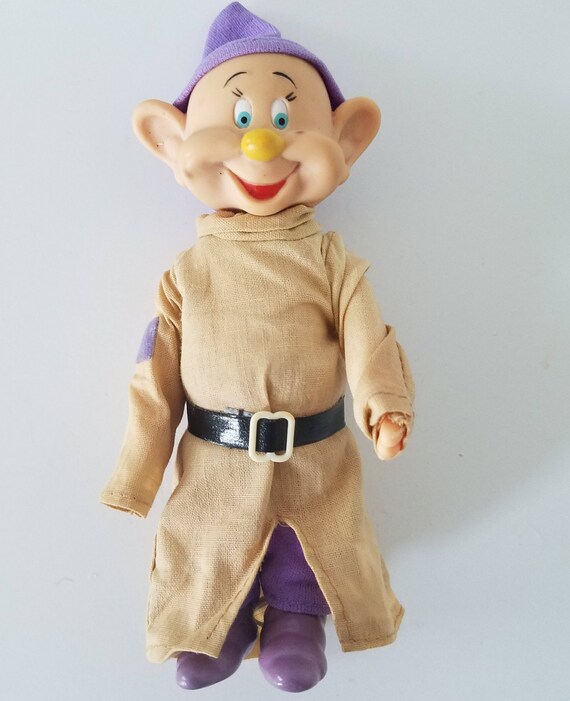 dopey doll