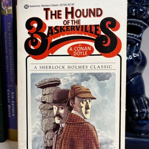 The Hound of the Baskervilles - A Sherlock Holmes Classic - Vintage Book - 1975