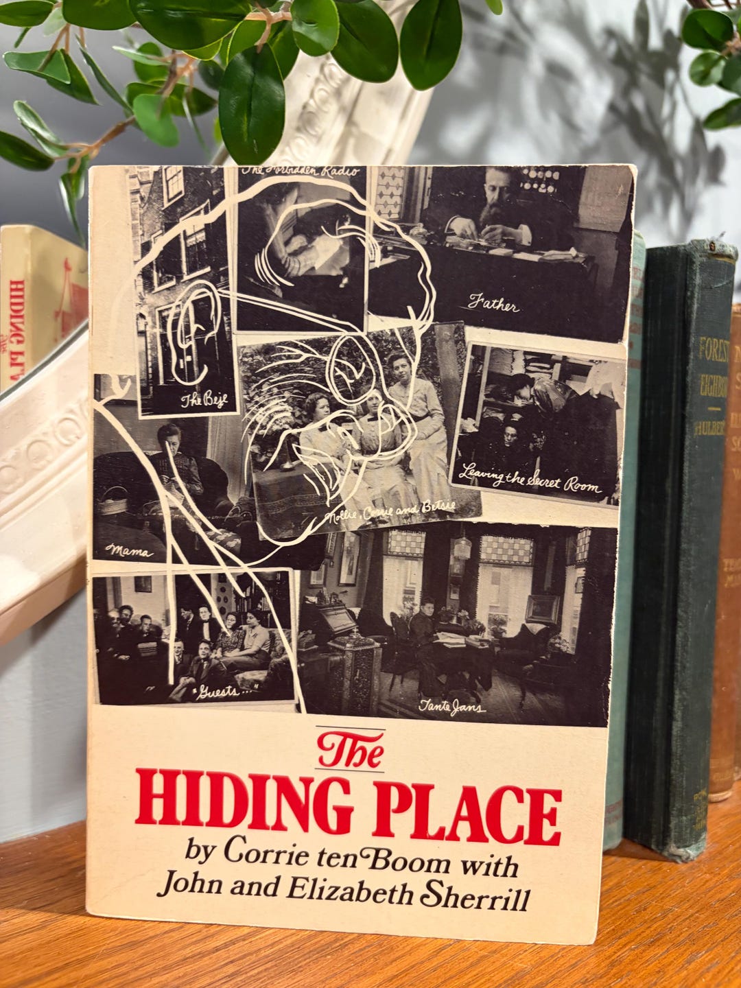 The Hiding Place by Corrie Tenboom - Vintage Book - 1971 - Etsy