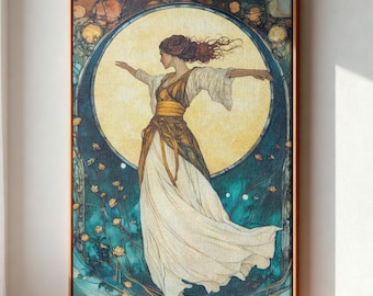 Puede incluir: Una impresión artística enmarcada que muestra una figura con un vestido fluido blanco y dorado frente a un gran fondo circular amarillo luminoso. La escena está enmarcada por patrones florales y circulares en azul cerceta.