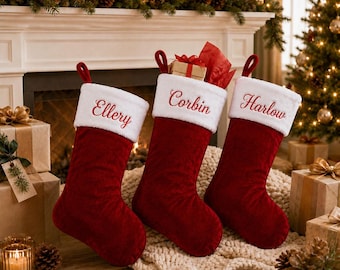 Calcetines navideños personalizados a juego, juego de calcetines familiares con nombre bordado a medida, decoración navideña a juego, decoración navideña para la repisa de la chimenea