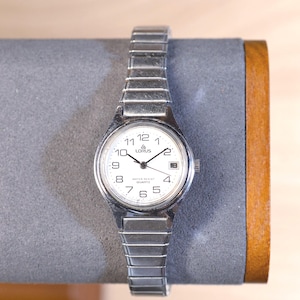 Vintage Lorus Small Silver Quartz Women&#39;s Watch | Classic Timepiece | Retro Ladies Wrist Watch | Working Condition