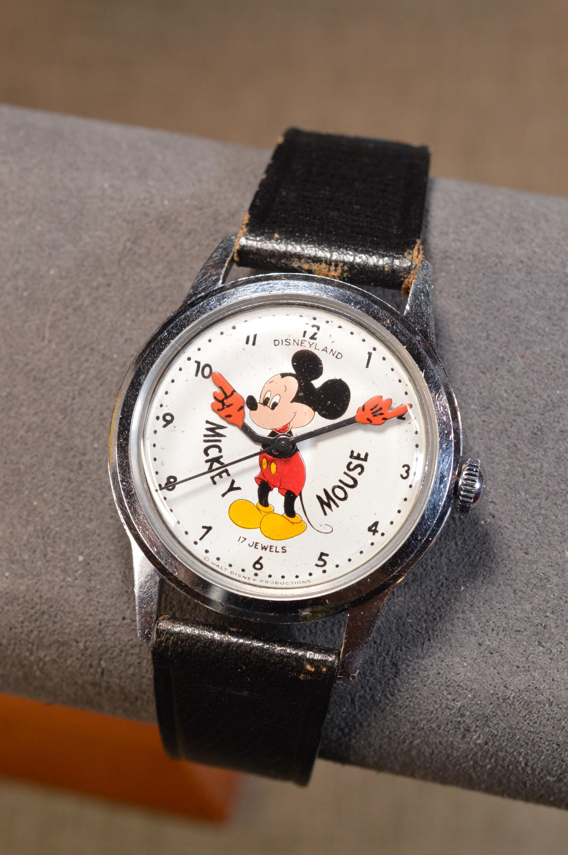 1970s Mickey Watch - Etsy