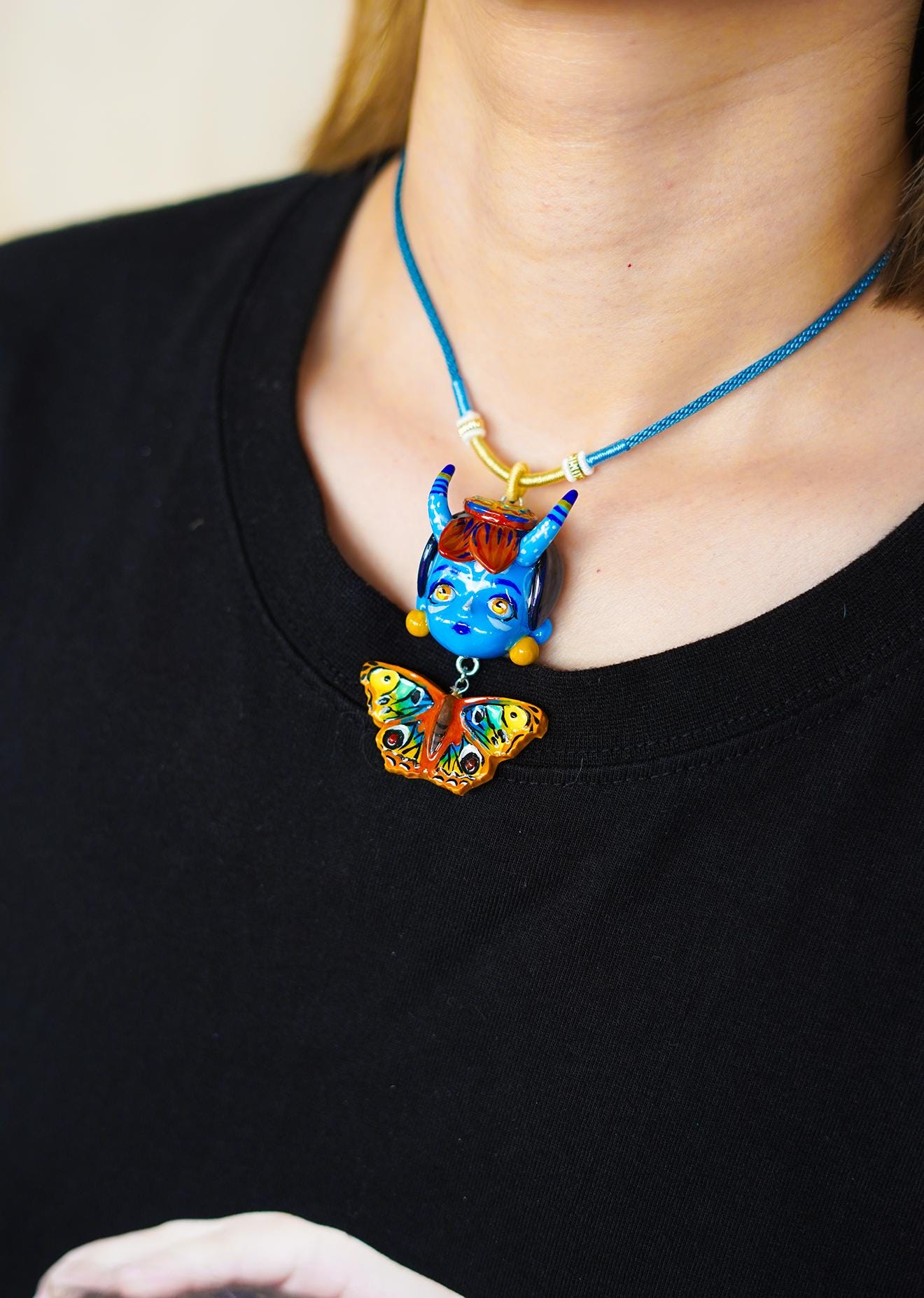 粘土のお守り - Etsy 日本