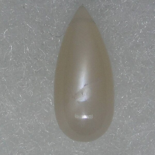 Peach MOONSTONE teardrop bead, 21mm long, 12 carats                           050-004-038