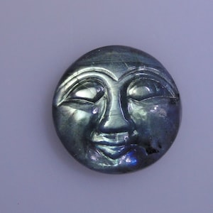 Labradorite carved Man In Moon gemstone, 39.81 carats    051-21-092