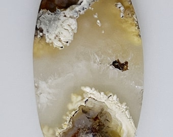 Bright pattern Agate oval cabochon, internal crystals, 42.13 carats      005-10-043