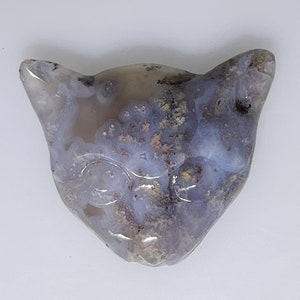 Moss Agate carved cat head, unique, eye catching 85.20 carats         003-21-001