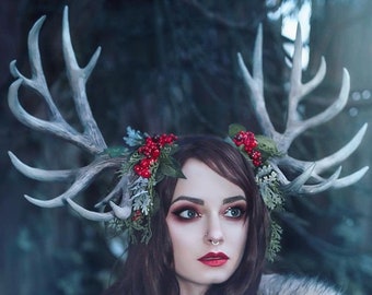 20 Point Antler Fantasy Foliage Headpiece