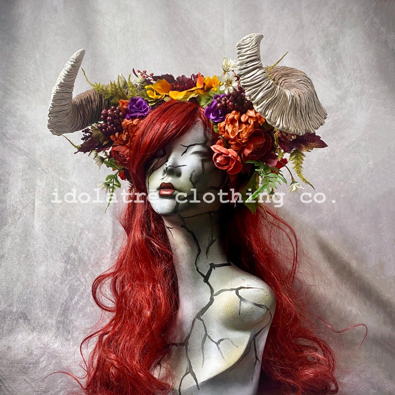 Maenad Horned Flower & Foliage Headpiece image 5