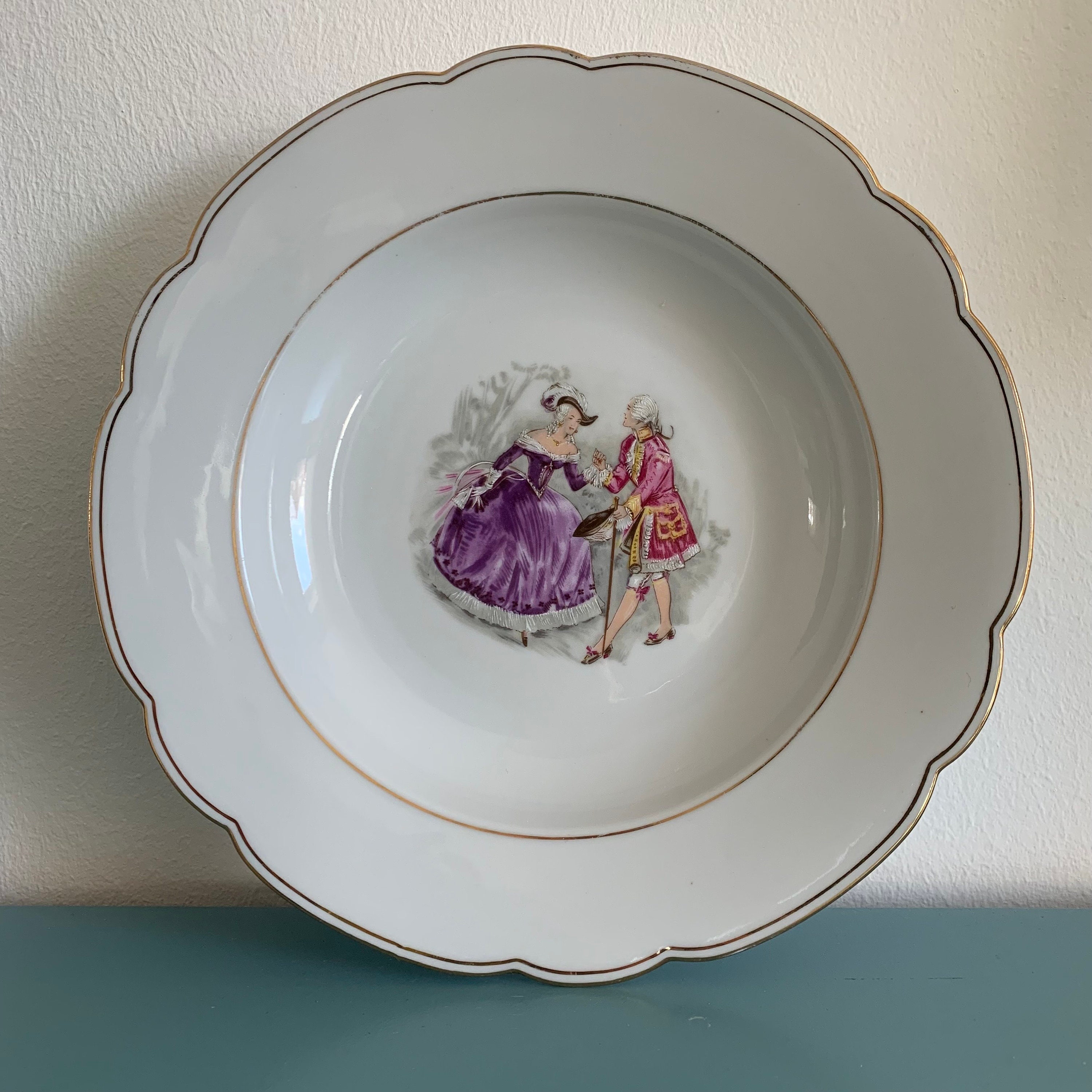 Seltmann Weiden soup plate with gallant scene, romantic design, porcelain plate with gold rim, unique piece