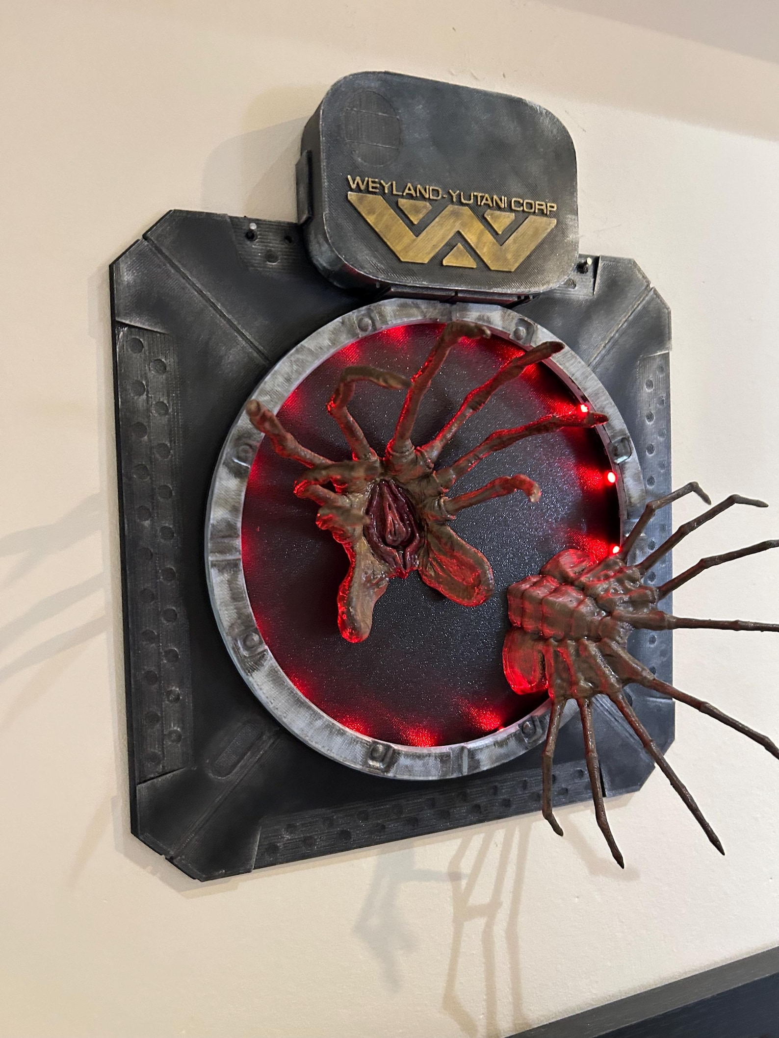 Alien Facehuggers Vent Wall Hanger LED Remote Control 16 Colour - Etsy