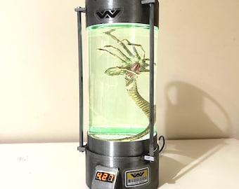 Alien Facehugger Stasis Tube Lamp LED Remote Control 16 Colour