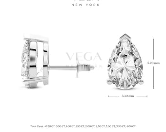 Op de afbeelding: Een paar peer-vormige diamant oorbel studs in een zilveren setting. De oorbellen zijn 5,20 mm hoog en 3,30 mm breed. De totale karaatgewicht opties zijn onder de afbeelding vermeld: 0,20 CT, 0,50 CT, 1,00 CT, 1,50 CT, 2,00 CT, 2,50 CT, 3,00 CT, 3,50 CT, 4,00 CT.