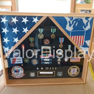 Shadowbox (Two-Flag), Flag Display, Military Shadow Box, Air Force, Army, Coast Guard, Navy, Marine Corps, Retirement Case, Flag Box