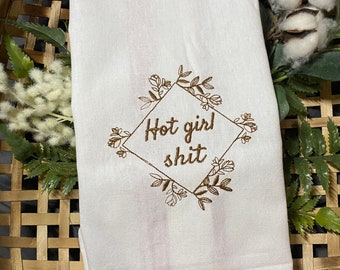 I’m doing hot girl shit kitchen towel, decorative  towel, best friend birthday gift, kitchen towel and dish cloth towel, gift for best frien