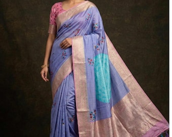 Pastel Pink Banarasi Mashru Katan Silk Saree: Floral Print, Gold Zari Border, Handwoven