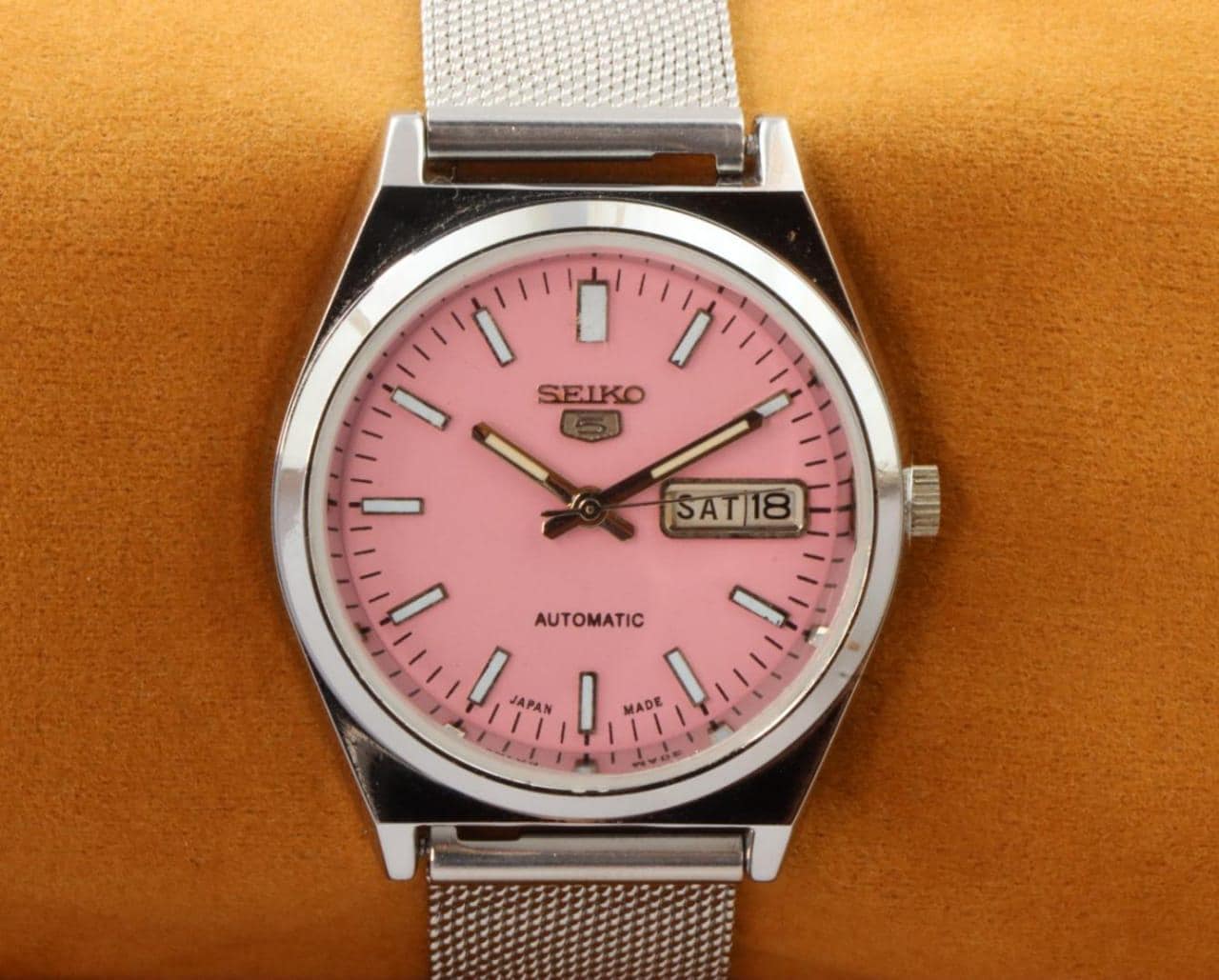 デッドストック　セイコー　5 サーモンピンク　Vintage seiko 5 Vintage Refurbished Seiko 5 Pink Dial Men's Working Wrist Watch