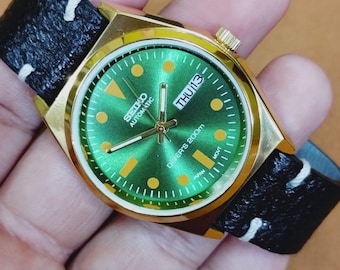 SEIKO5オーバーホール済ゴールドケースデイデイトヴィンテージグリーン Vintage Automatic Seiko 5 Green Dial Golden Divers Style Men's