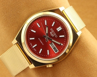 Vintage refurbished Seiko 5 golden red dial men's working wrist watch 37.5mm