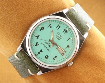 Vintage refurbished Seiko 5 turquoise arabic dial men's working wrist watch 37.5mm