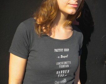 Womens Scoop Neck T-Shirt in Organic Grey with NYC Storefront Signs