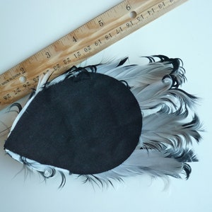 FEATHER PAD / Curled Nagoire , Black and White / 117 image 2