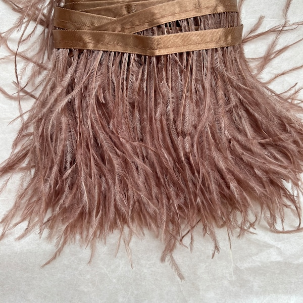 VOGUE OSTRICH Feather Fringe / Light Auburn, Pale Mauve /  330