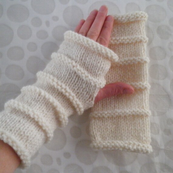 Knitting Pattern Oslo Fingerless Gloves Easy Glove Pattern 3 Sizes 3 Lengths Knit Straight Aranworsted Simple Glove Pattern Easy