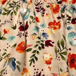 Rustic Floral Valance: Botanical Leaf Print, Nature Decor (39/40&quot;W x 14&quot;L)