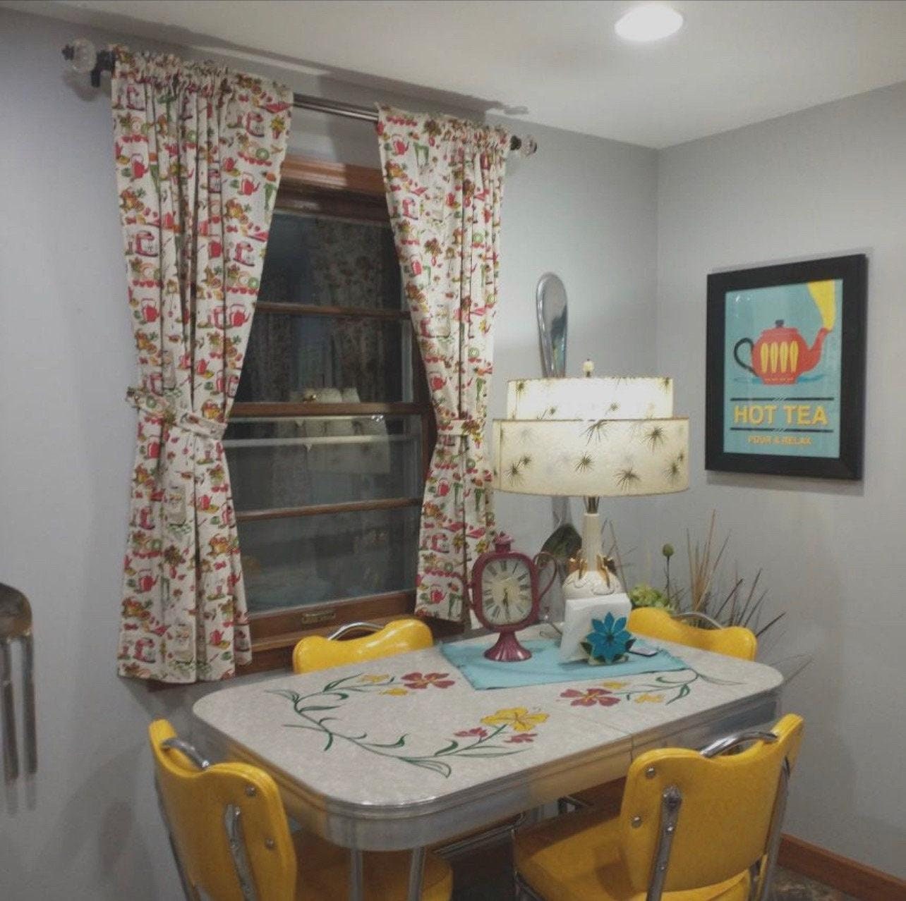 Retro Kitchen Curtain Panels: Classic Diner Style, Avocado Green - Etsy, image size:1284x1278