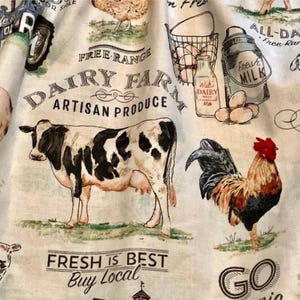Farmhouse Lover Curtains: Pigs, Cows, Chickens, Tractor Print with Tiebacks bild 11