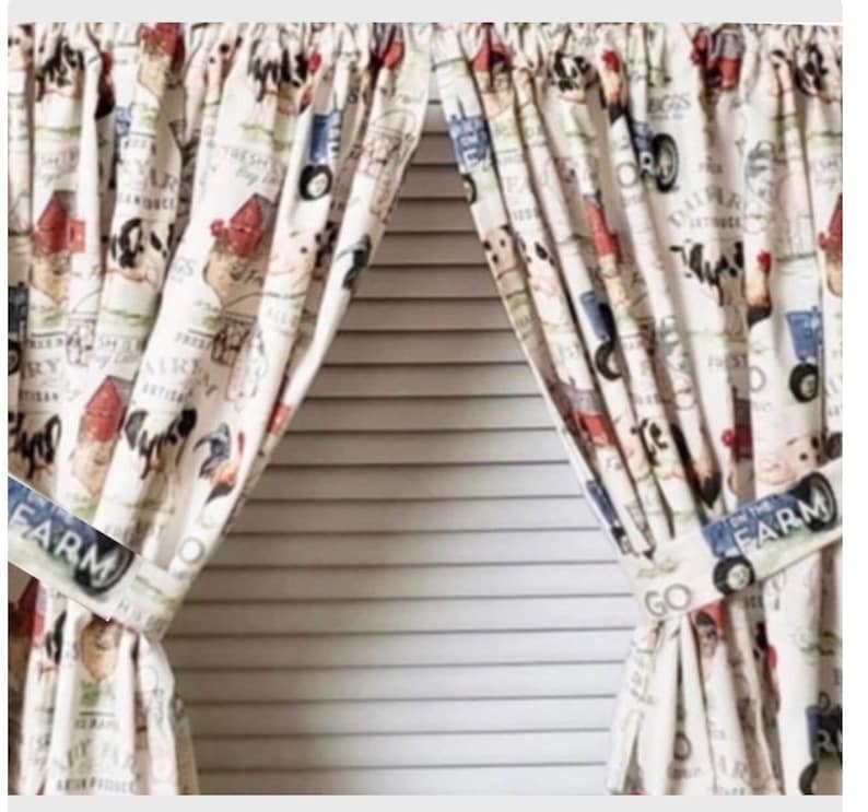 Farmhouse Lover Curtains: Pigs, Cows, Chickens, Tractor Print with Tiebacks bild 1
