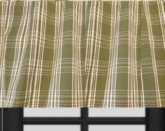 Sage Green Plaid Valance: Vintage Farmhouse Decor (42 x 14L)