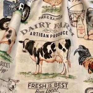 Farmhouse Lover Curtains: Pigs, Cows, Chickens, Tractor Print with Tiebacks bild 14