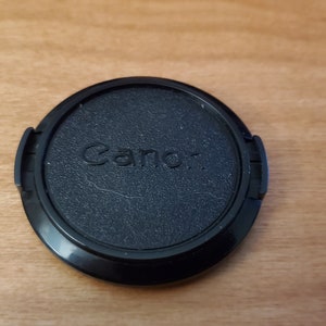 Vintage Canon Branded 52mm lens Cap image 1