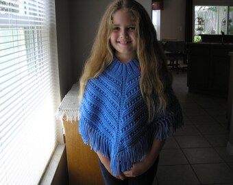 Knitted Poncho, Girls Medium - Berry Blue