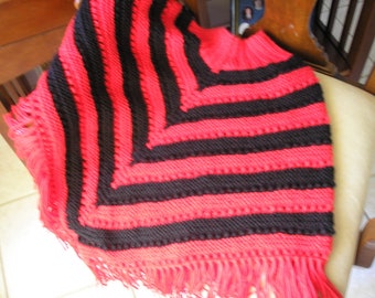 Knitted Poncho, Junior Girl - Red and Black