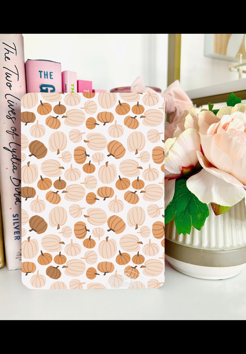 Reversible Kindle Case Insert, Pumpkin Queen Neutral Fall Collage and Pumpkin Print image 4