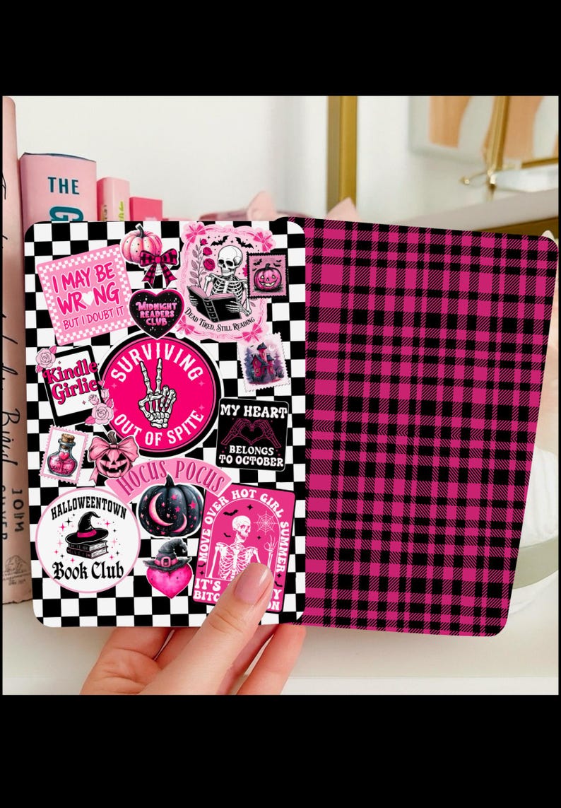 Reversible Kindle Case Insert, Hot Pink Horror Stickers and Pink Black Plaid afbeelding 1