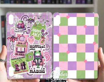 Reversible iPad Case Insert, Hoppiest When Reading Frog Collage & Pastel Checker