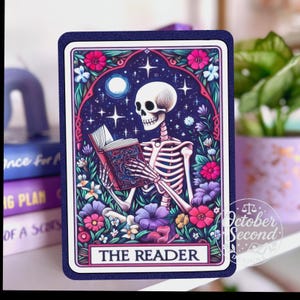 Reversible Kindle Case Insert, The Reader Tarot Card and Midnight Botanical Floral